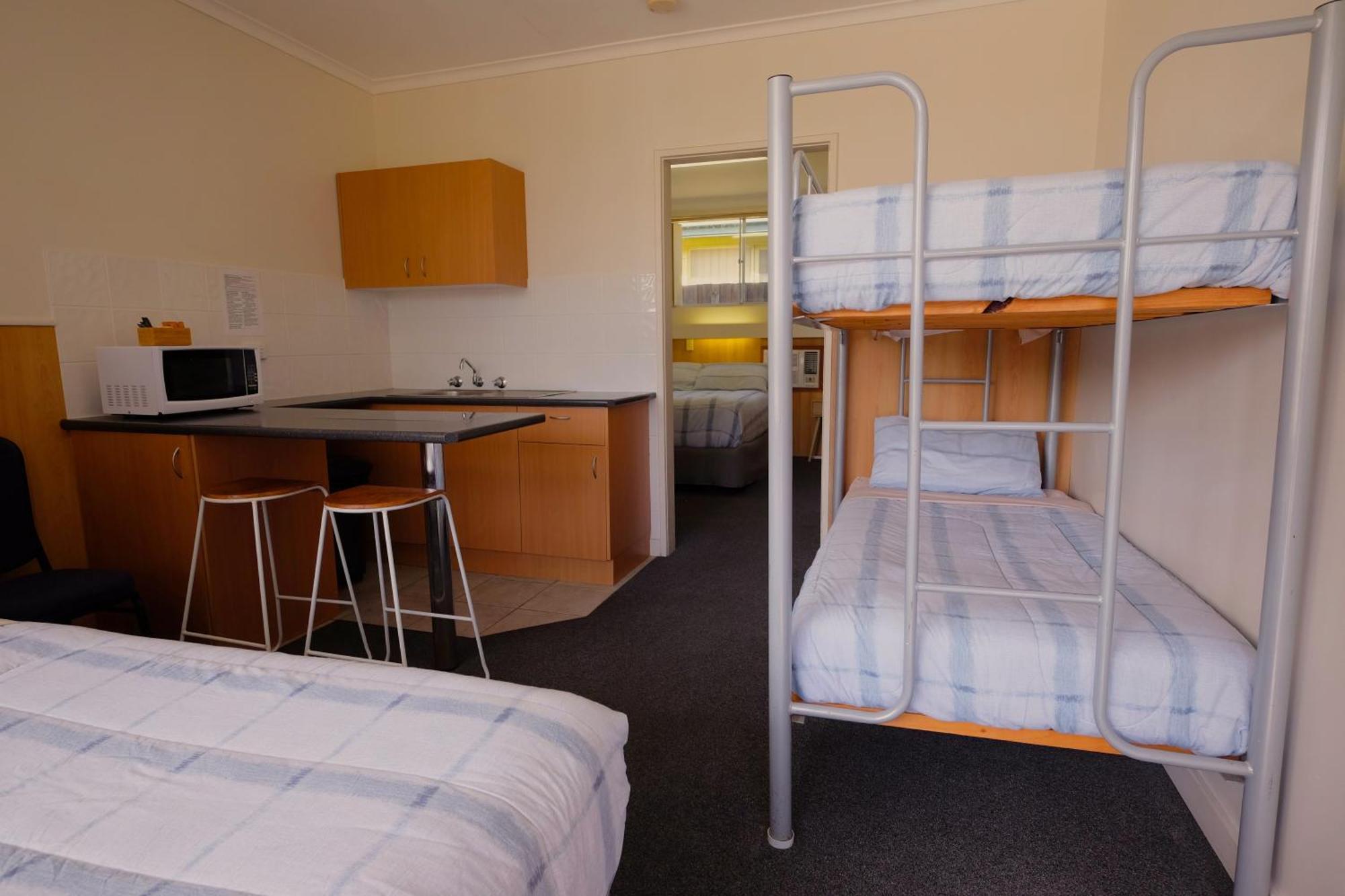 Bamboo Motor Inn Lakes Entrance Ngoại thất bức ảnh