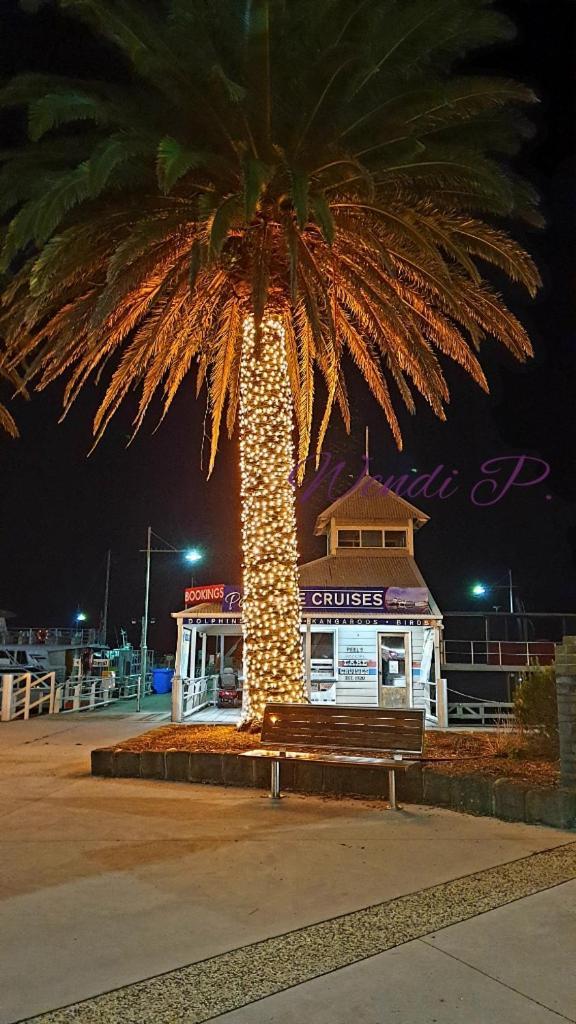 Bamboo Motor Inn Lakes Entrance Ngoại thất bức ảnh