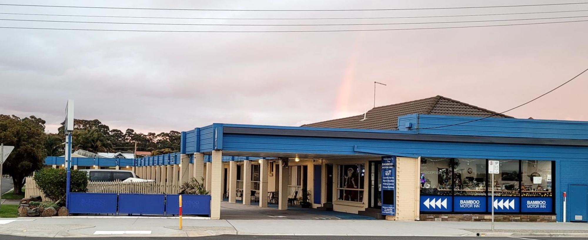 Bamboo Motor Inn Lakes Entrance Ngoại thất bức ảnh