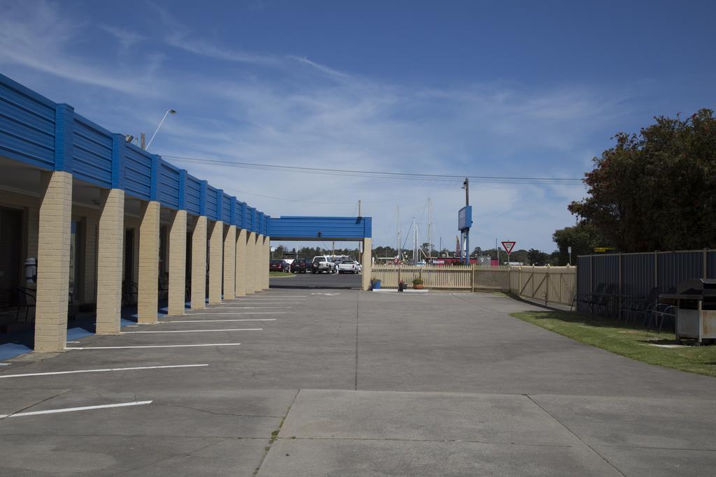 Bamboo Motor Inn Lakes Entrance Ngoại thất bức ảnh